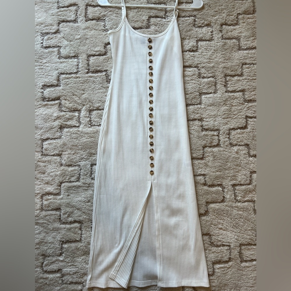 Vici Scarlett White Midi Dress